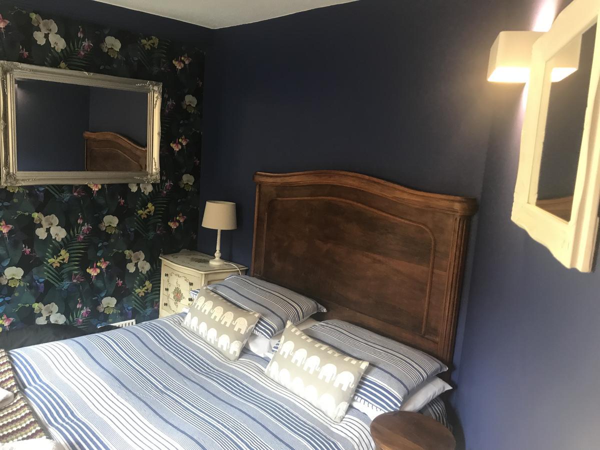 Quiet Lower Floor 2 Bed City Apartment With Private Patio Garden Bath Exterior foto